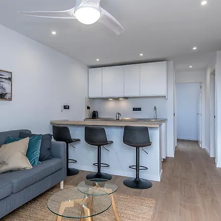 Modern Attic Escape With Peaceful Terrace * Santa Cruz de Tenerife