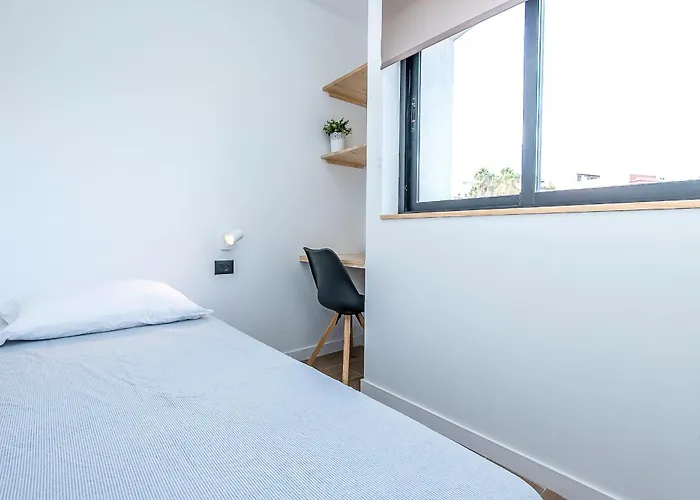 Apartmán Lea Modern Attic Escape With Peaceful Terrace *