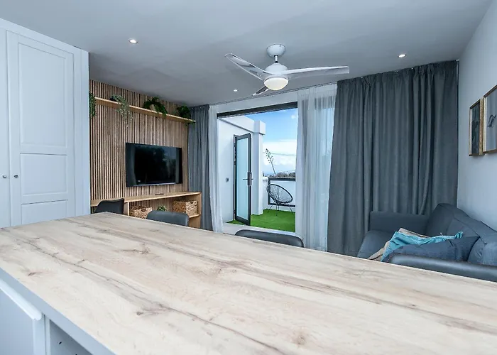 Lea Modern Attic Escape With Peaceful Terrace Apartmán Santa Cruz de Tenerife