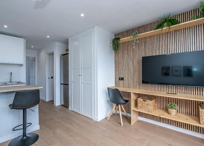 Lea Modern Attic Escape With Peaceful Terrace *